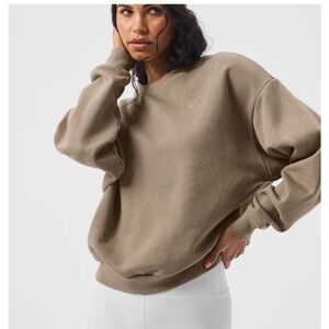 Alo Accolade Crew Neck Pullover